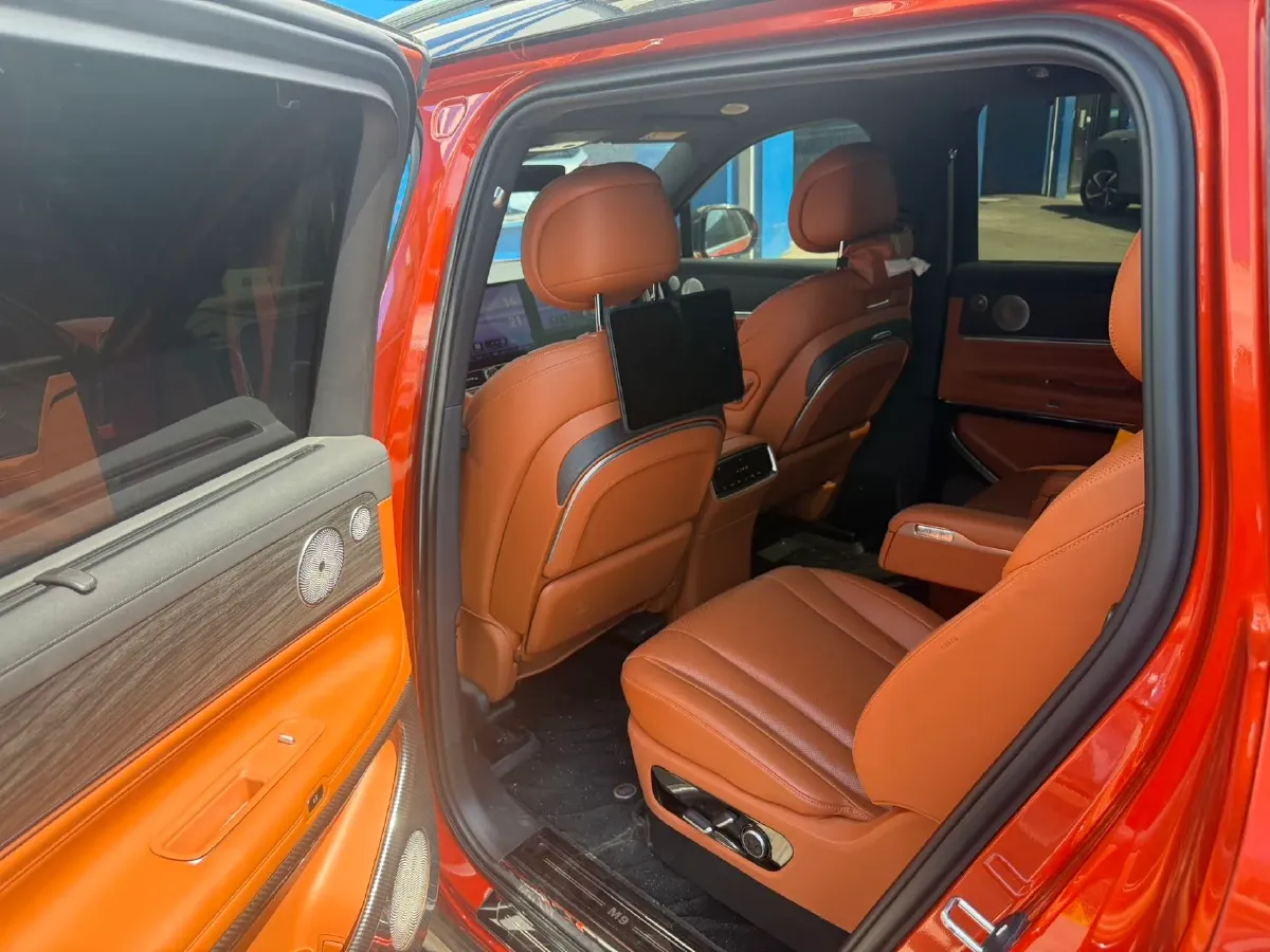 2024 AITO AITO M9 1.5T 152HP L4 REEV 42KWH,autocango,china used car exporter,china ev exporter,chinese used car exporter,chinese used ev exporter