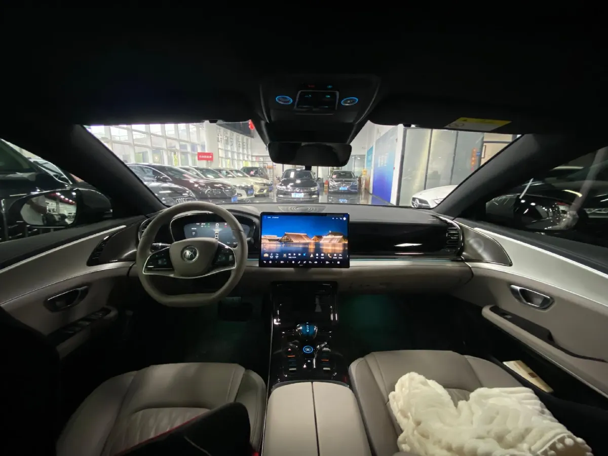 2025 BYD Han 1.5T 156HP L4 E-CVT PHEV,autocango,china used car exporter,china ev exporter,chinese used car exporter,chinese used ev exporter