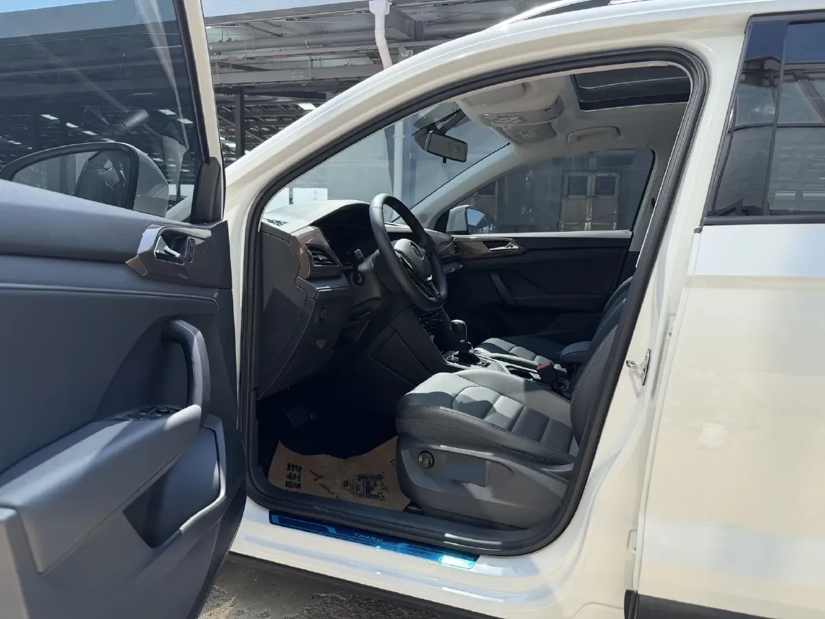 2022 Ford Transit 2.0T 202HP L4 6AT,autocango,china used car exporter,china ev exporter,chinese used car exporter,chinese used ev exporter