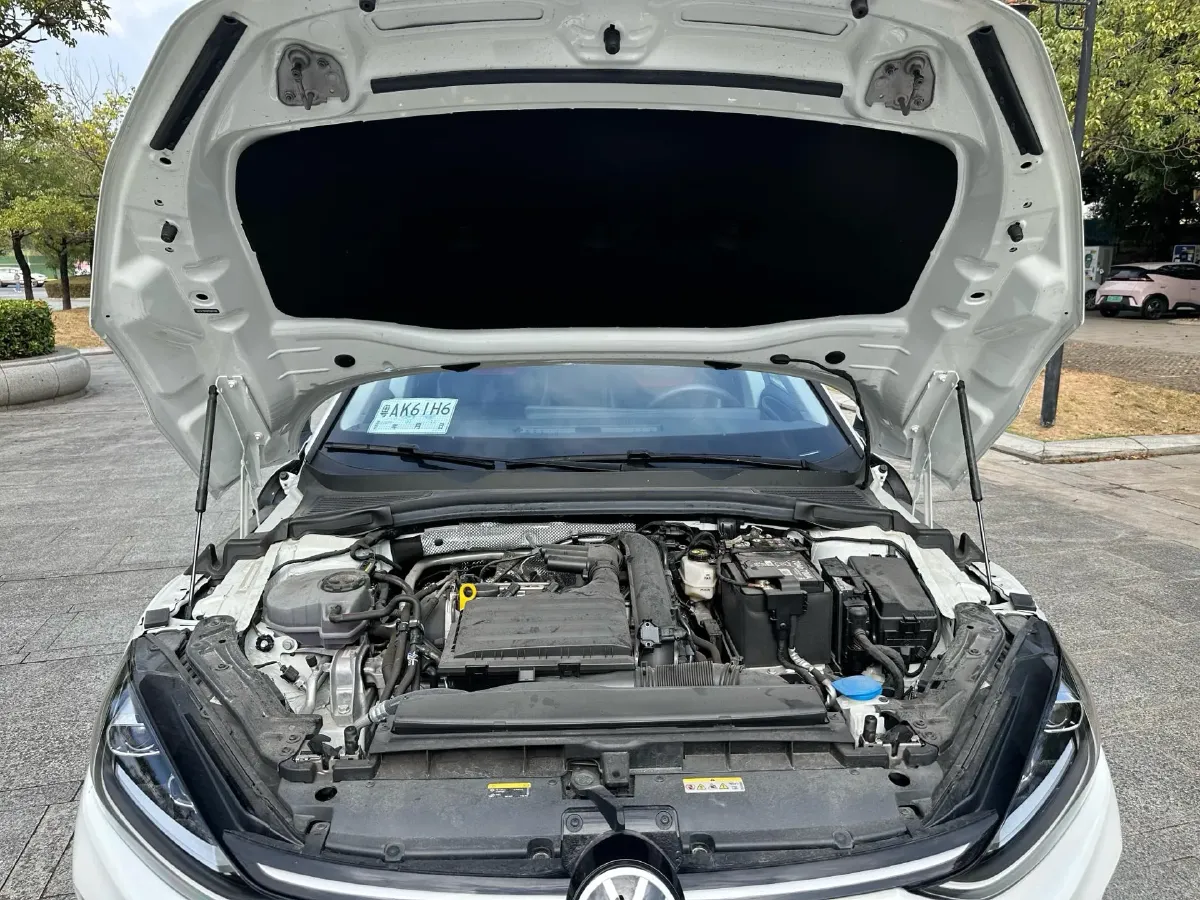2025 Volkswagen Lamando 1.4T 150HP L4 7DCT,autocango,china used car exporter,china ev exporter,chinese used car exporter,chinese used ev exporter