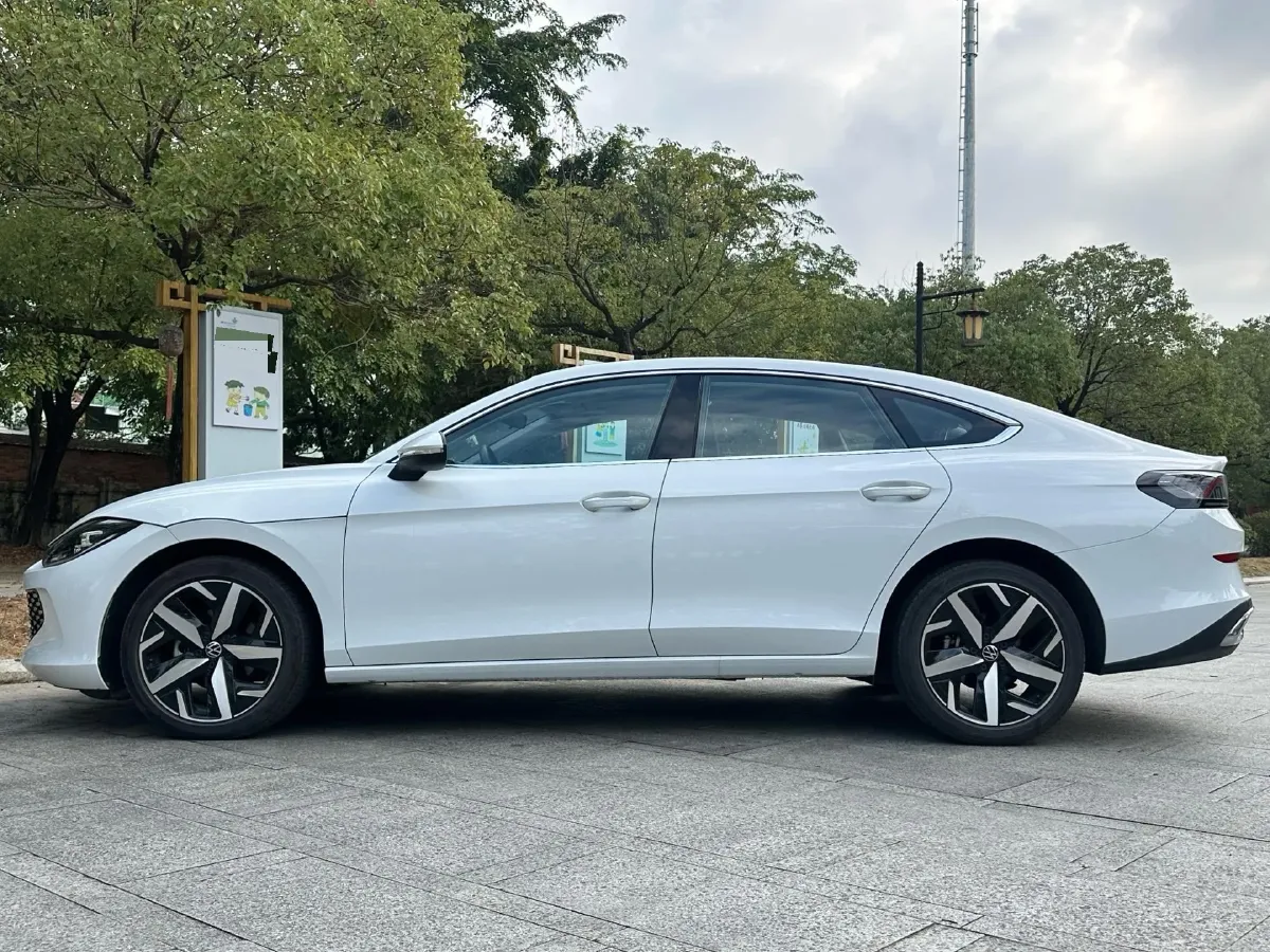 2025 Volkswagen Lamando 1.4T 150HP L4 7DCT,autocango,china used car exporter,china ev exporter,chinese used car exporter,chinese used ev exporter