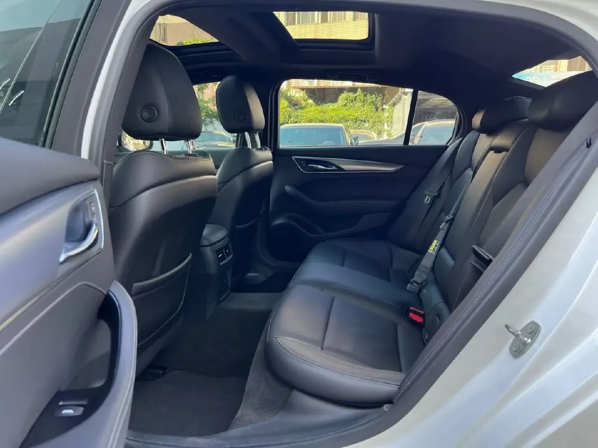 2021 Cadillac CT5 2.0T 237HP L4 10AT,autocango,china used car exporter,china ev exporter,chinese used car exporter,chinese used ev exporter