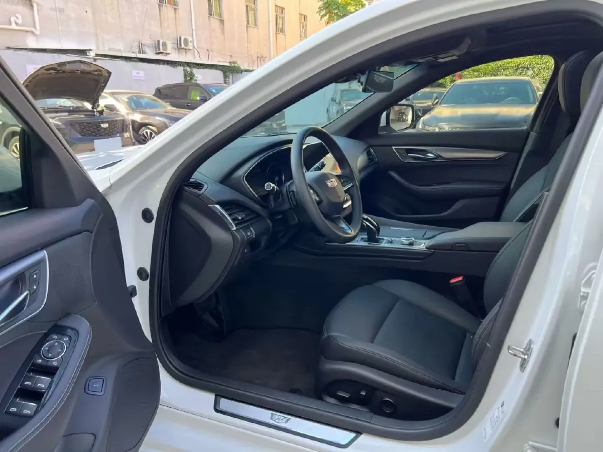 2021 Cadillac CT5 2.0T 237HP L4 10AT,autocango,china used car exporter,china ev exporter,chinese used car exporter,chinese used ev exporter