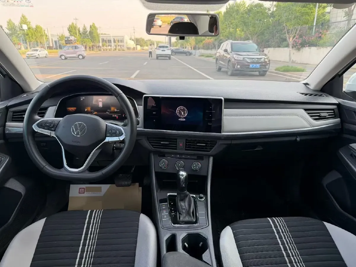2023 Volkswagen Bora 1.2T 116HP L4 7DCT,autocango,china used car exporter,china ev exporter,chinese used car exporter,chinese used ev exporter