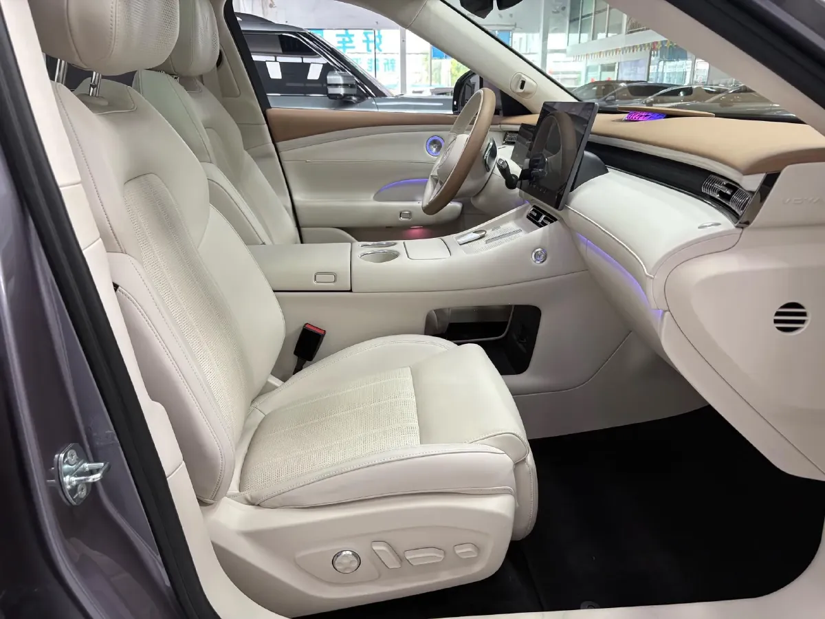 2025 Voyah FREE REEV 129HP REEV,autocango,china used car exporter,china ev exporter,chinese used car exporter,chinese used ev exporter
