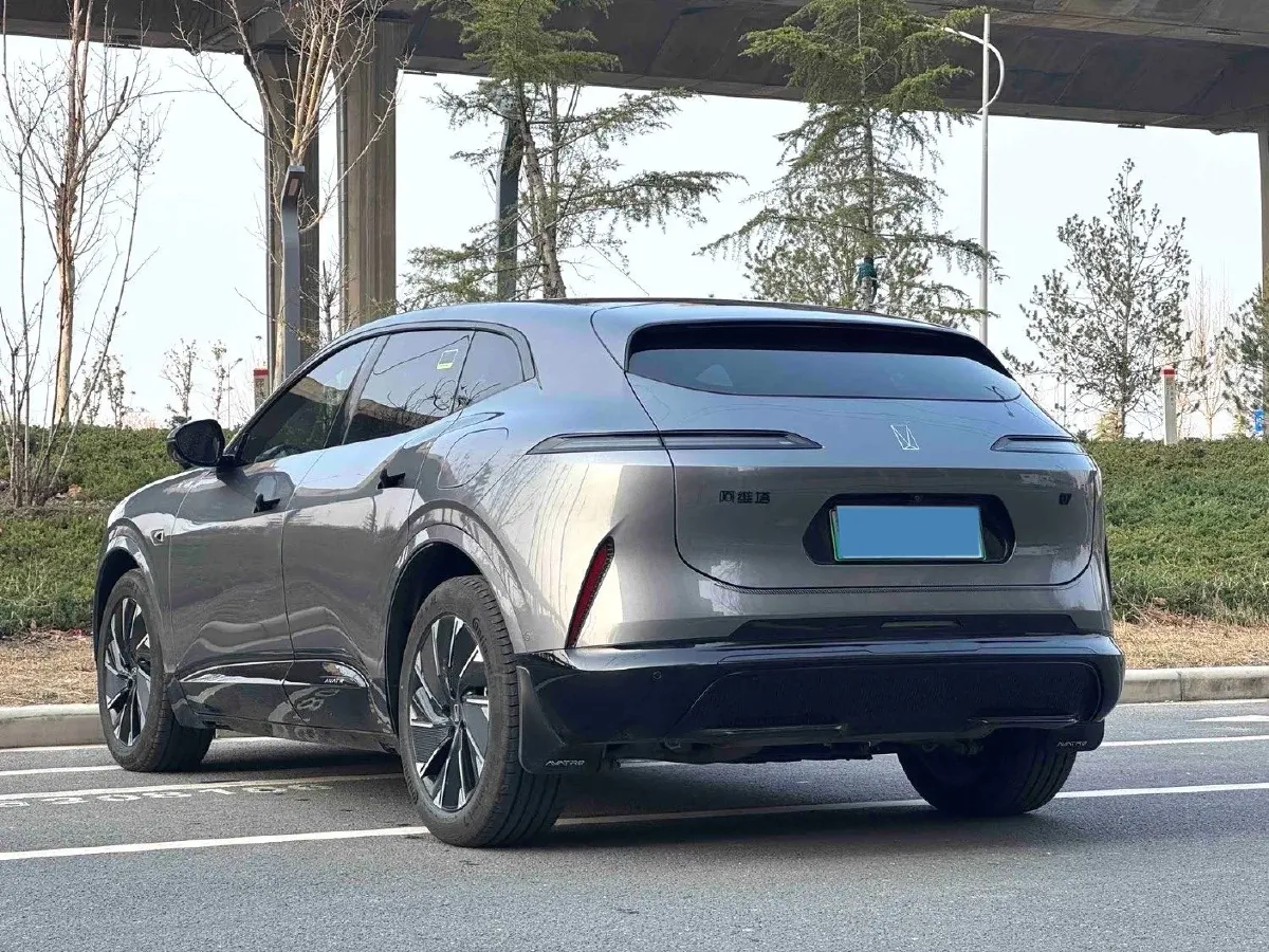 2024 Avatr 07 1.5T 156HP L4 REEV 39.05KWH,autocango,china used car exporter,china ev exporter,chinese used car exporter,chinese used ev exporter