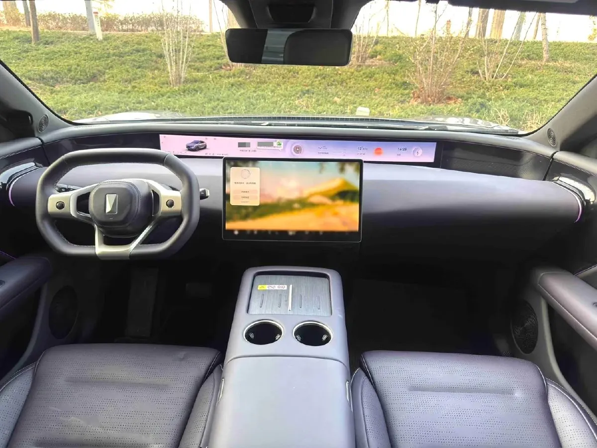 2024 Avatr 07 1.5T 156HP L4 REEV 39.05KWH,autocango,china used car exporter,china ev exporter,chinese used car exporter,chinese used ev exporter