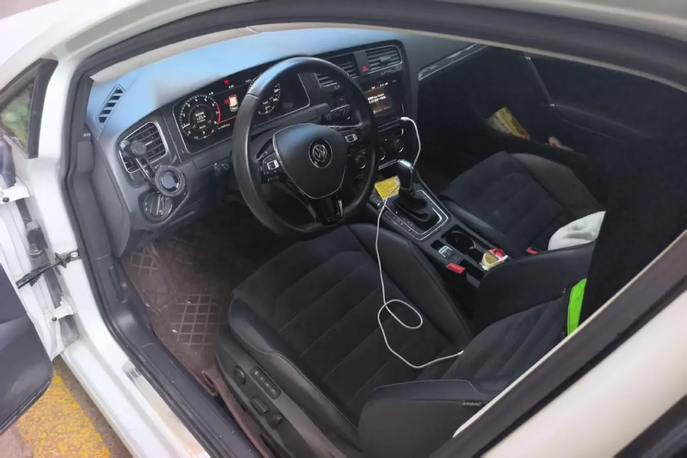 2020 Volkswagen Golf 1.4T 150HP L4 7DCT,autocango,china used car exporter,china ev exporter,chinese used car exporter,chinese used ev exporter