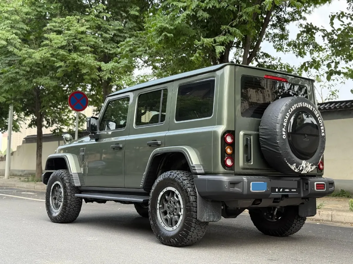 2025 212 212 T01 2.0T 252HP L4 8AT,autocango,china used car exporter,china ev exporter,chinese used car exporter,chinese used ev exporter