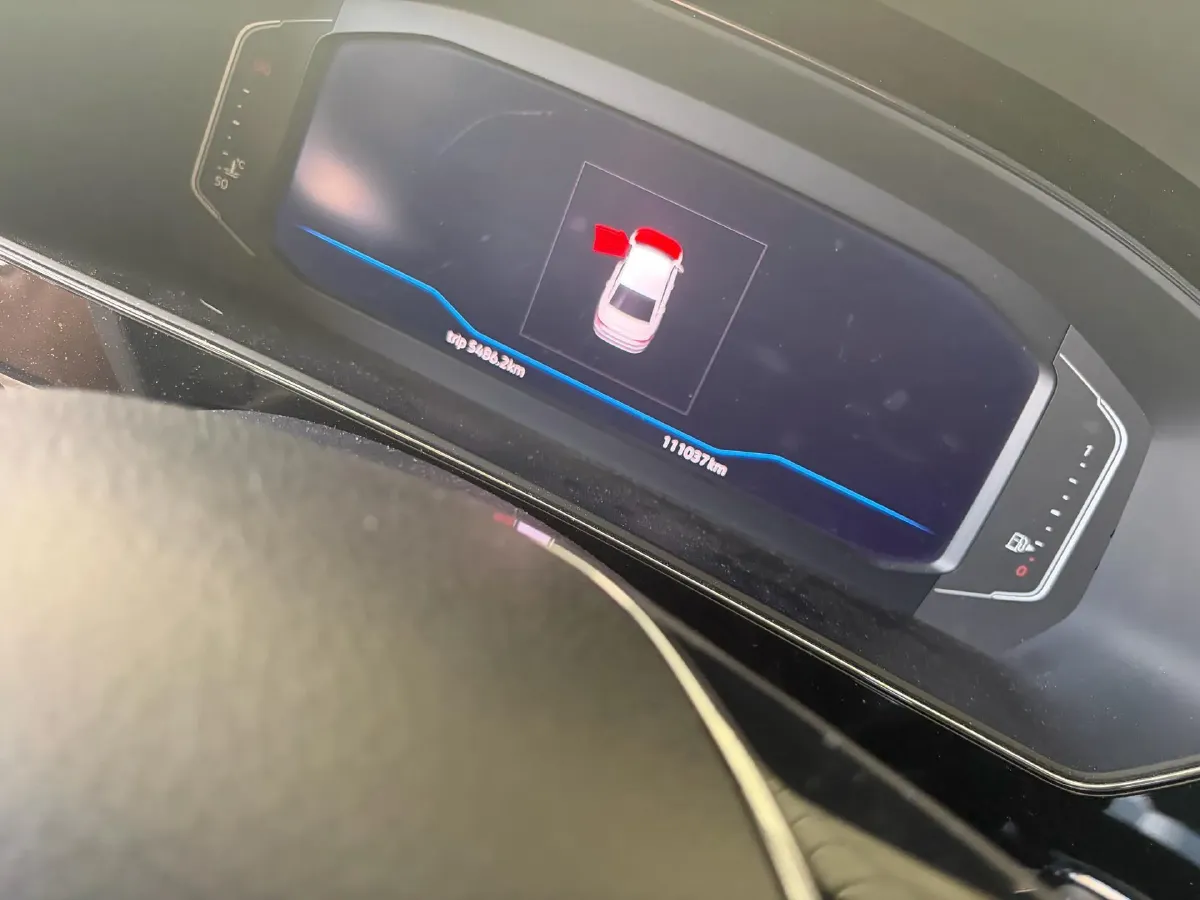 2020 Volkswagen Passat 2.0T 186HP L4 7DCT,autocango,china used car exporter,china ev exporter,chinese used car exporter,chinese used ev exporter