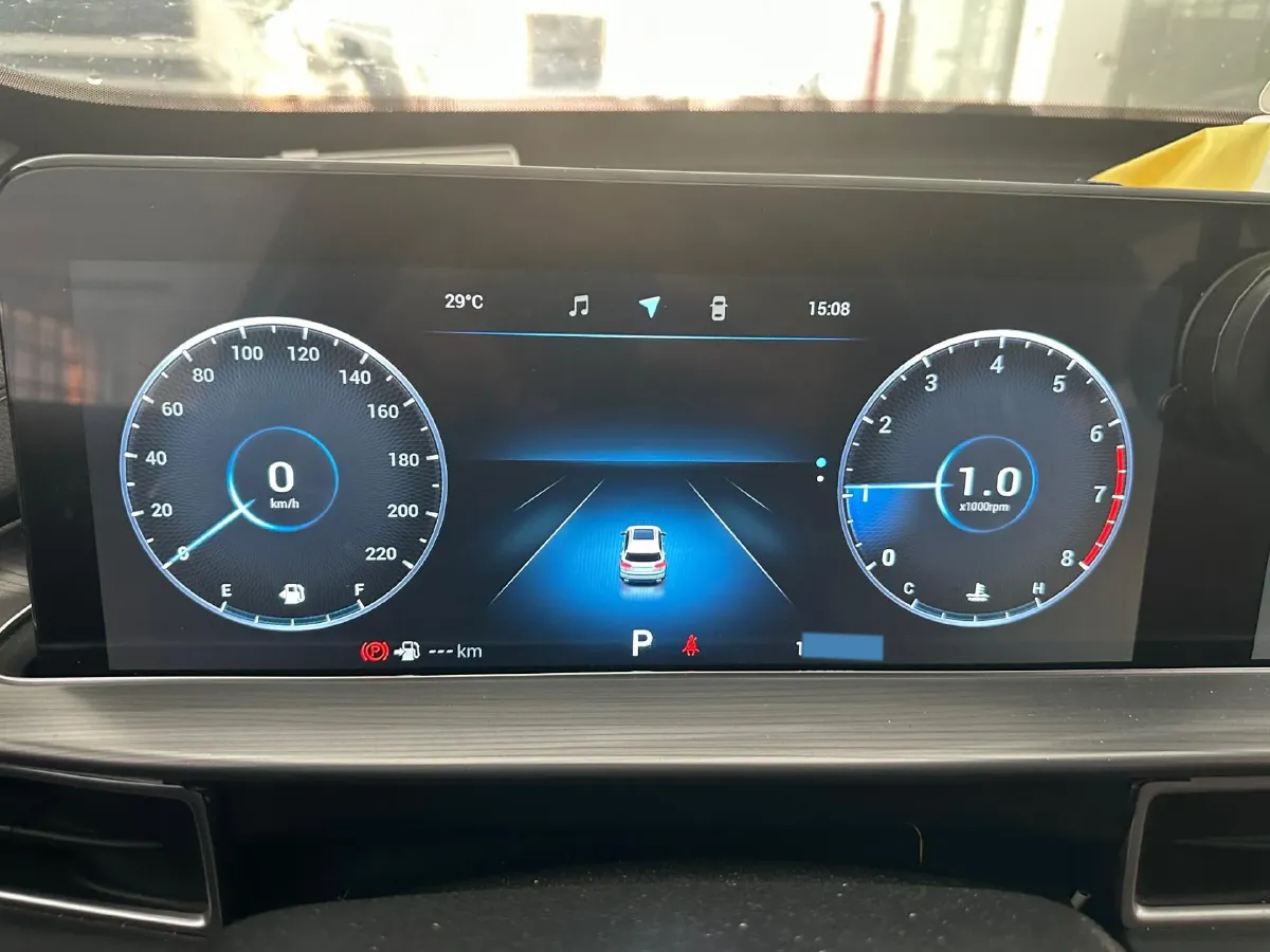 2021 Chery Tiggo 8 Plus 1.6T 197HP L4 7DCT,autocango,china used car exporter,china ev exporter,chinese used car exporter,chinese used ev exporter
