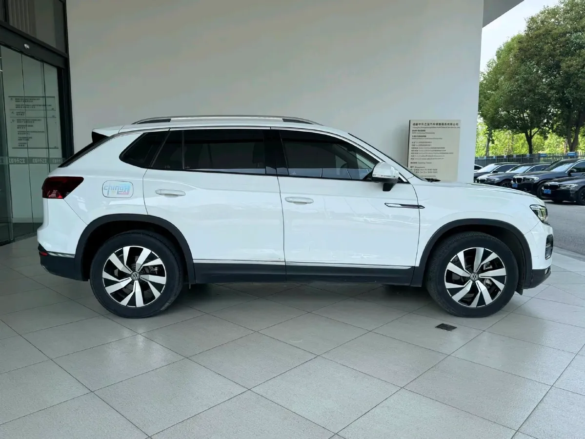 2022 Volkswagen Tayron 2.0T 186HP L4 7DCT,autocango,china used car exporter,china ev exporter,chinese used car exporter,chinese used ev exporter
