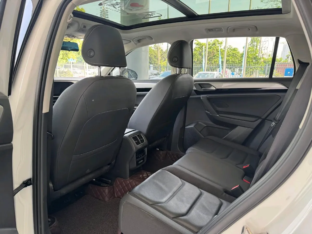 2022 Volkswagen Tayron 2.0T 186HP L4 7DCT,autocango,china used car exporter,china ev exporter,chinese used car exporter,chinese used ev exporter