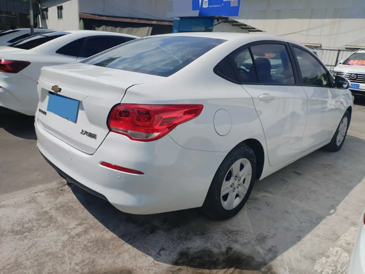 2020 Chevrolet Monza 1.5L 113HP L4 6AT,autocango,china used car exporter,china ev exporter,chinese used car exporter,chinese used ev exporter