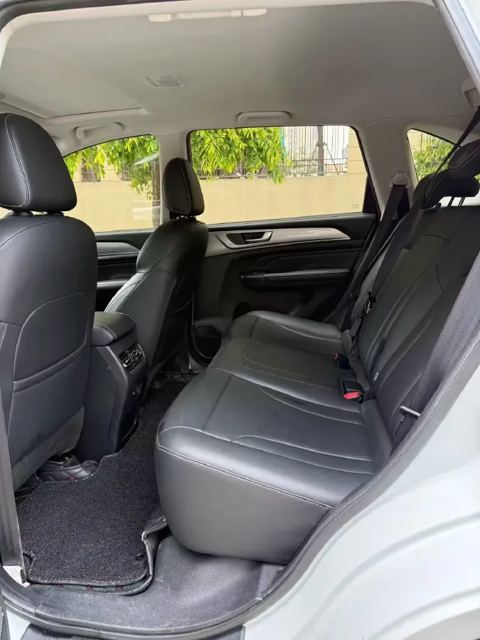 2021 Haval M6 1.5T 150HP L4 7DCT,autocango,china used car exporter,china ev exporter,chinese used car exporter,chinese used ev exporter