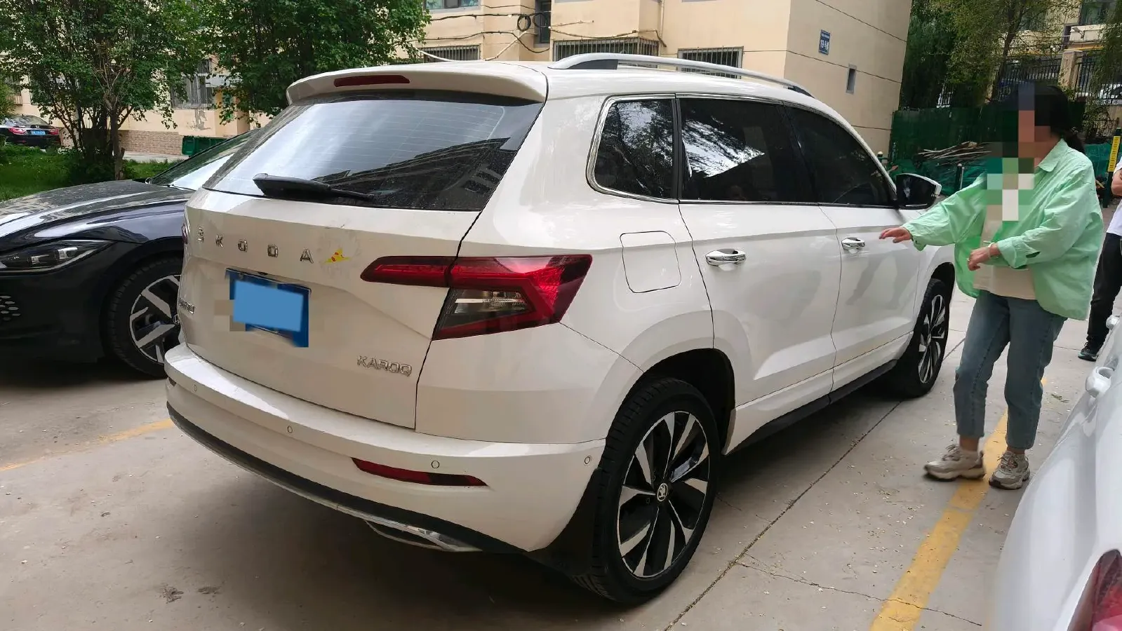 2022 Skoda Karoq 1.4T 150HP L4 7DCT,autocango,china used car exporter,china ev exporter,chinese used car exporter,chinese used ev exporter