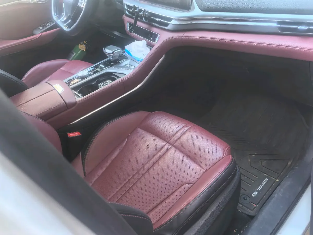 2022 ChangAn CS75 Plus 1.5T 178HP L4 6AT,autocango,china used car exporter,china ev exporter,chinese used car exporter,chinese used ev exporter