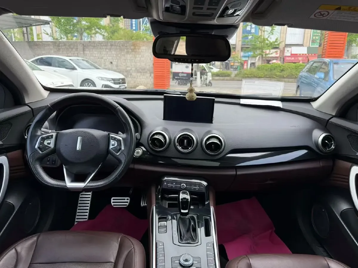 2017 WEY VV7 2.0T 234HP L4 7DCT,autocango,china used car exporter,china ev exporter,chinese used car exporter,chinese used ev exporter