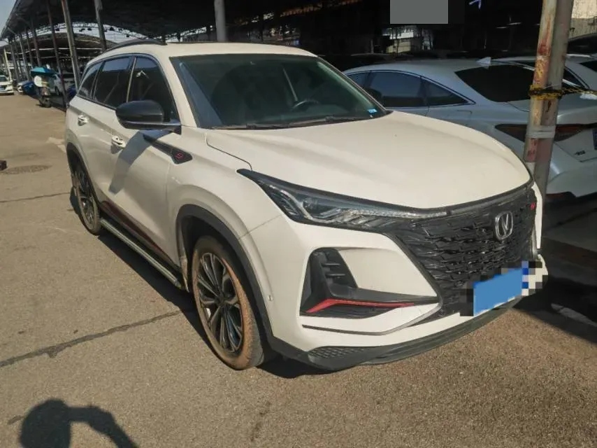 2022 ChangAn CS75 Plus 2.0T 233HP L4 8AT,autocango,china used car exporter,china ev exporter,chinese used car exporter,chinese used ev exporter
