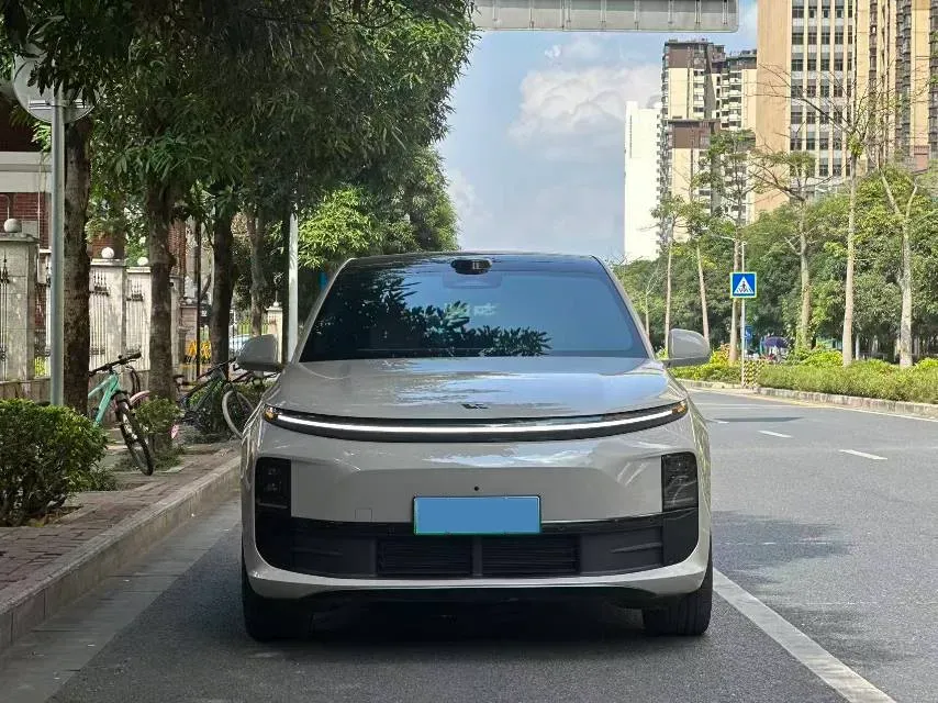 2025 Li L6 Range Extended 154HP L4 REEV,autocango,china used car exporter,china ev exporter,chinese used car exporter,chinese used ev exporter