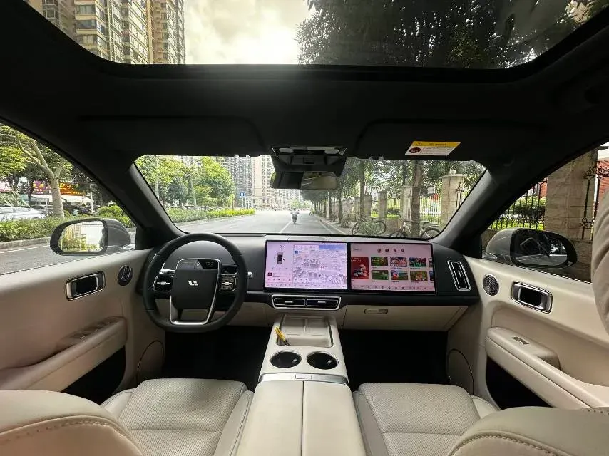 2025 Li L6 Range Extended 154HP L4 REEV,autocango,china used car exporter,china ev exporter,chinese used car exporter,chinese used ev exporter