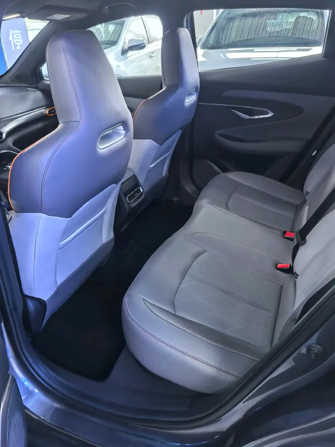 2022 ChangAn UNI-T 1.5T 188HP L4 7DCT,autocango,china used car exporter,china ev exporter,chinese used car exporter,chinese used ev exporter