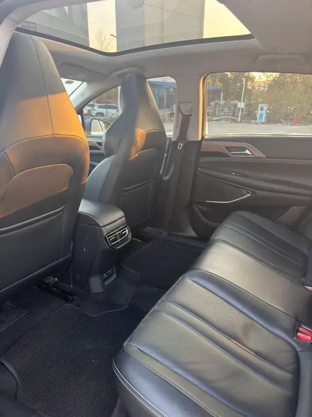 2022 Chevrolet Menlo BEV 61.1KWH,autocango,china used car exporter,china ev exporter,chinese used car exporter,chinese used ev exporter