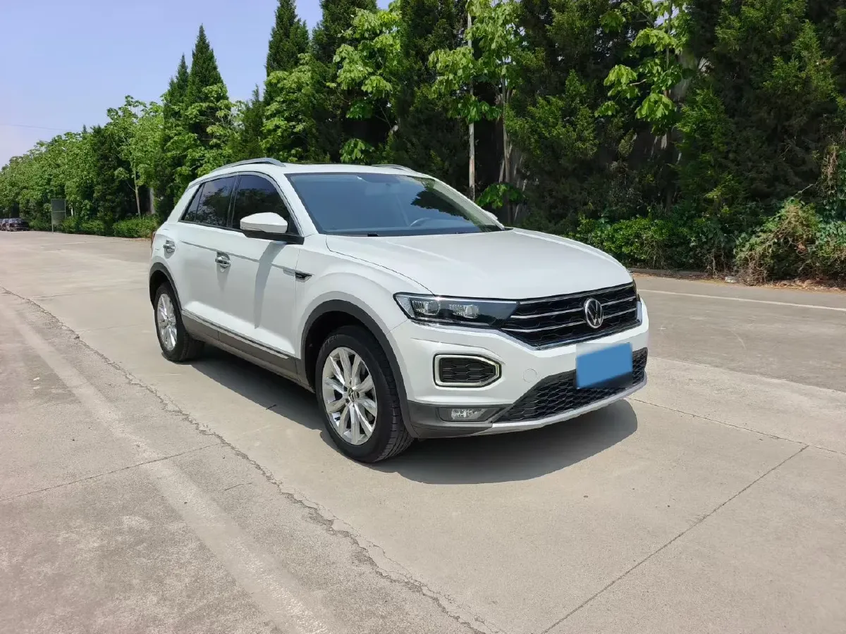 2021 Volkswagen T-Roc 1.4T 150HP L4 7DCT,autocango,china used car exporter,china ev exporter,chinese used car exporter,chinese used ev exporter