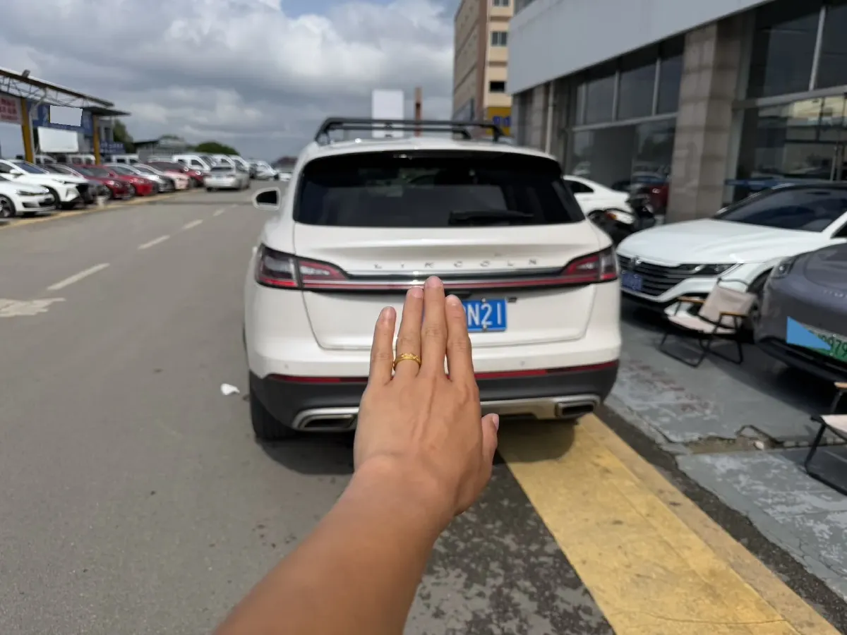 2021 Lincoln Nautilus 2.0T 245HP L4 8AT,autocango,china used car exporter,china ev exporter,chinese used car exporter,chinese used ev exporter