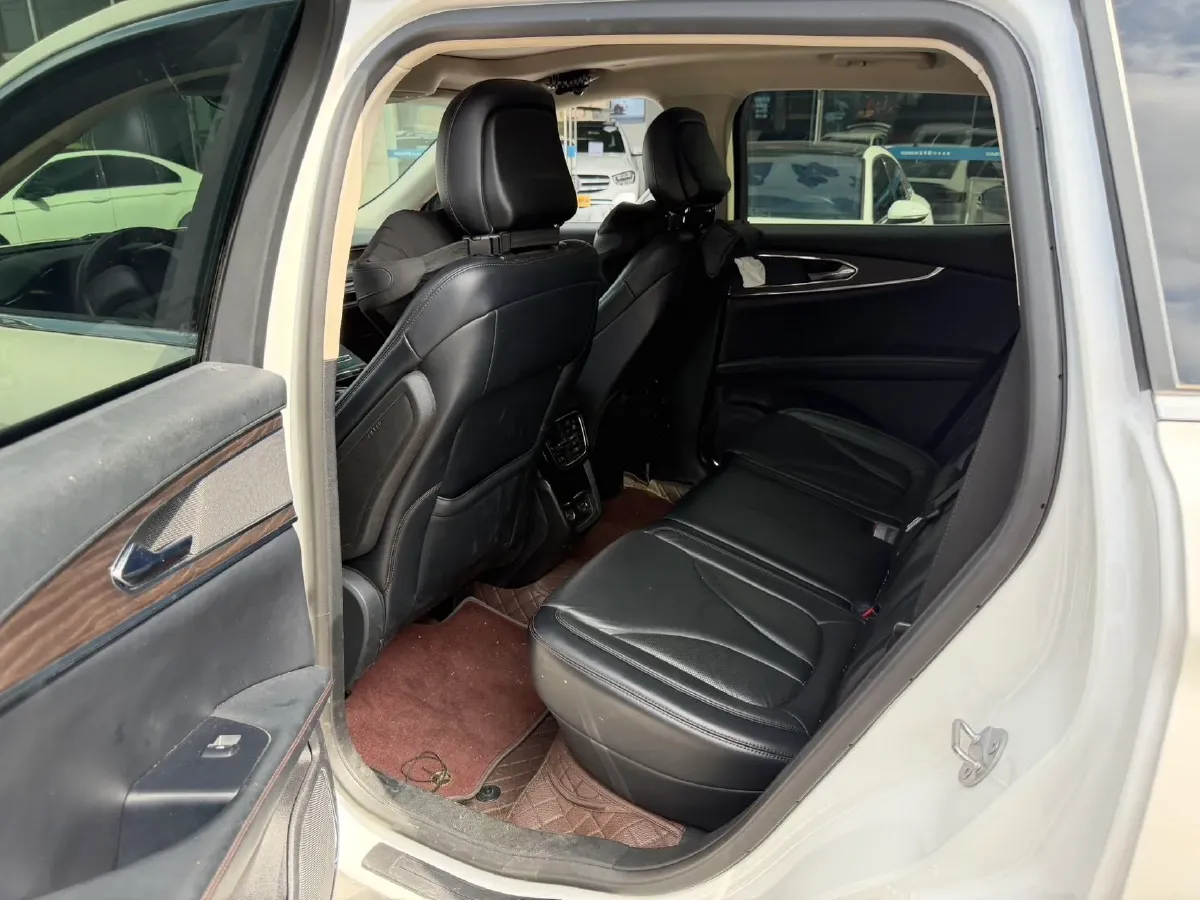 2021 Lincoln Nautilus 2.0T 245HP L4 8AT,autocango,china used car exporter,china ev exporter,chinese used car exporter,chinese used ev exporter