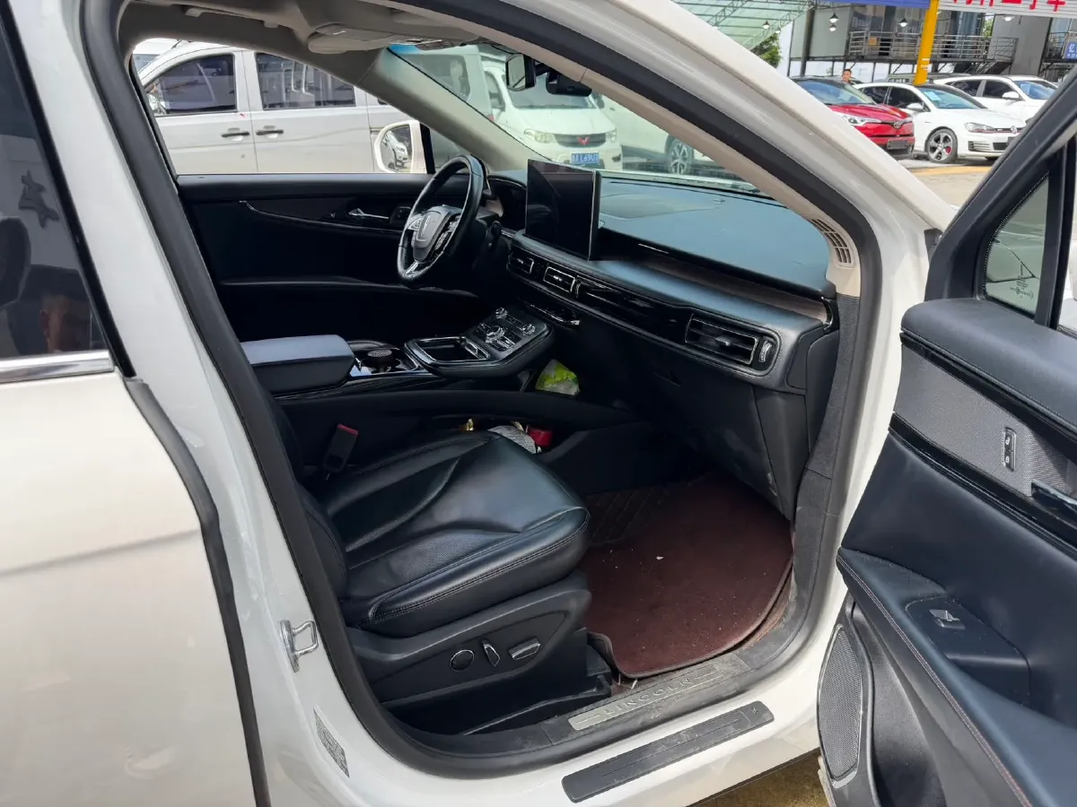 2021 Lincoln Nautilus 2.0T 245HP L4 8AT,autocango,china used car exporter,china ev exporter,chinese used car exporter,chinese used ev exporter