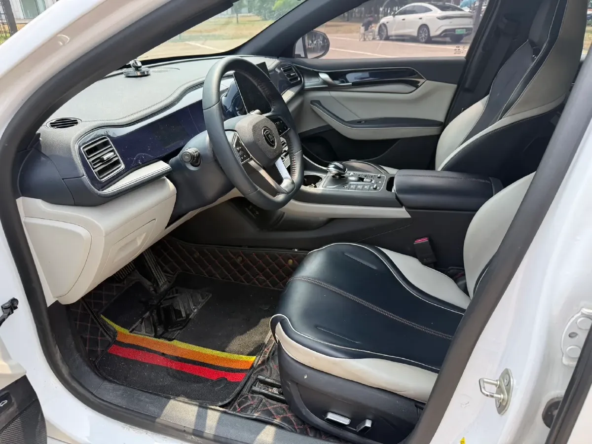 2021 Haval F7 1.5T 169HP L4 7DCT,autocango,china used car exporter,china ev exporter,chinese used car exporter,chinese used ev exporter