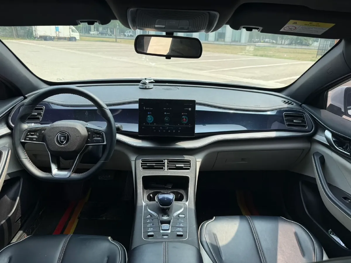 2021 Haval F7 1.5T 169HP L4 7DCT,autocango,china used car exporter,china ev exporter,chinese used car exporter,chinese used ev exporter
