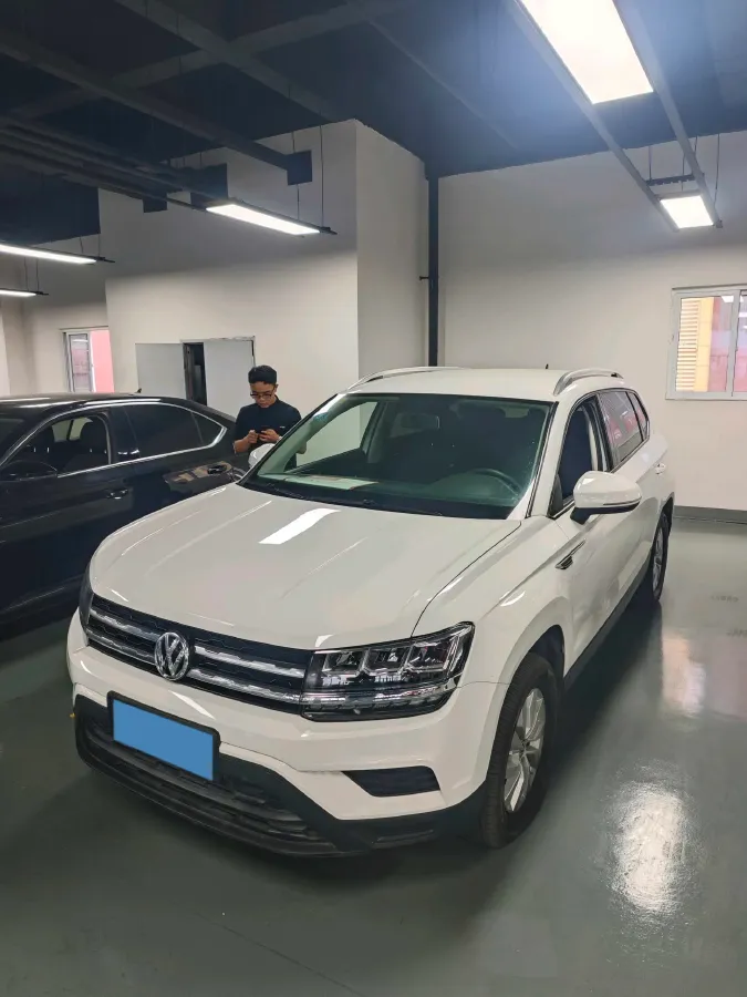2021 Volkswagen Tharu 1.4T 150HP L4 7DCT,autocango,china used car exporter,china ev exporter,chinese used car exporter,chinese used ev exporter