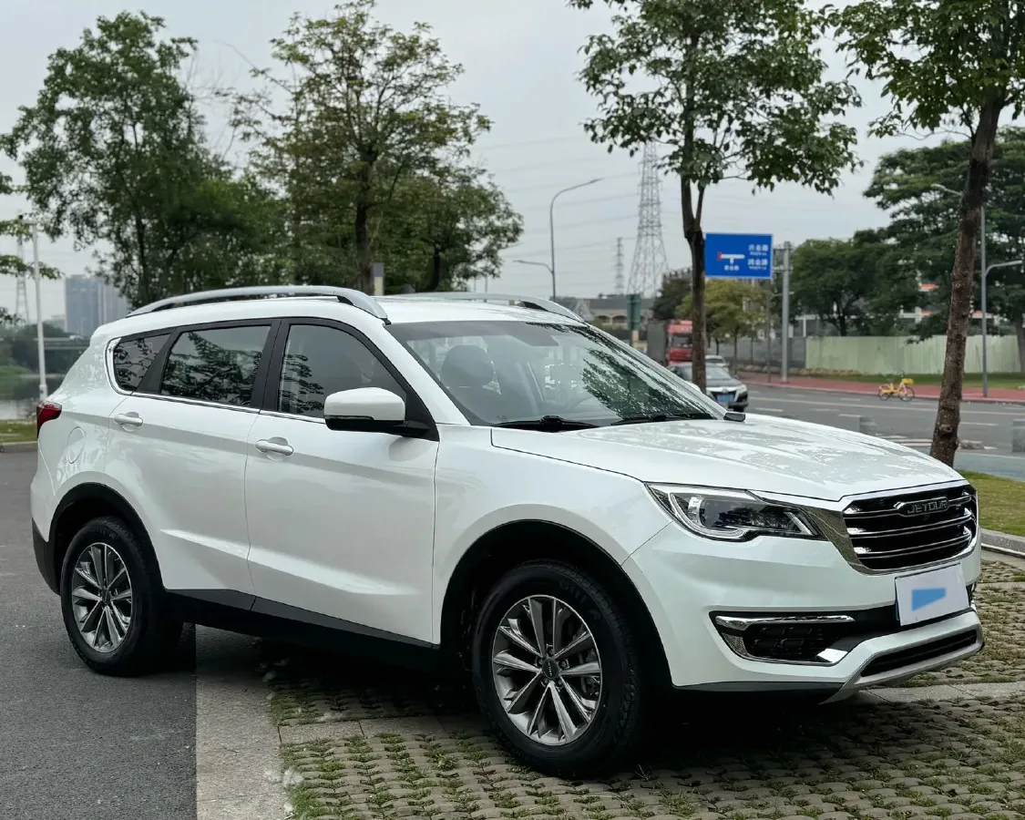 2018 Traum S70 1.5T 156HP L4 5MT,autocango,china used car exporter,china ev exporter,chinese used car exporter,chinese used ev exporter