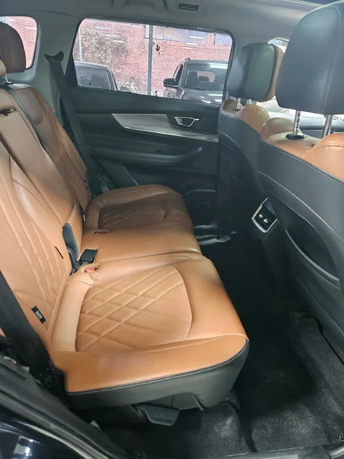 2021 Chery Tiggo 8 2.0T 254HP L4 7DCT,autocango,china used car exporter,china ev exporter,chinese used car exporter,chinese used ev exporter