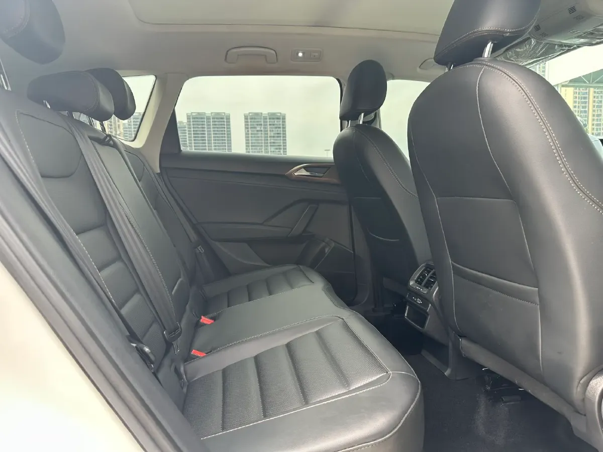 2022 Volkswagen Tharu 1.4T 150HP L4 7DCT,autocango,china used car exporter,china ev exporter,chinese used car exporter,chinese used ev exporter