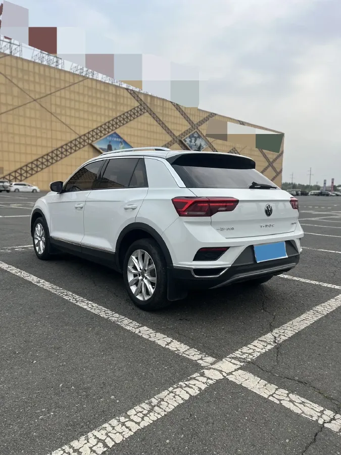 2022 Volkswagen T-Roc 1.4T 150HP L4 7DCT,autocango,china used car exporter,china ev exporter,chinese used car exporter,chinese used ev exporter