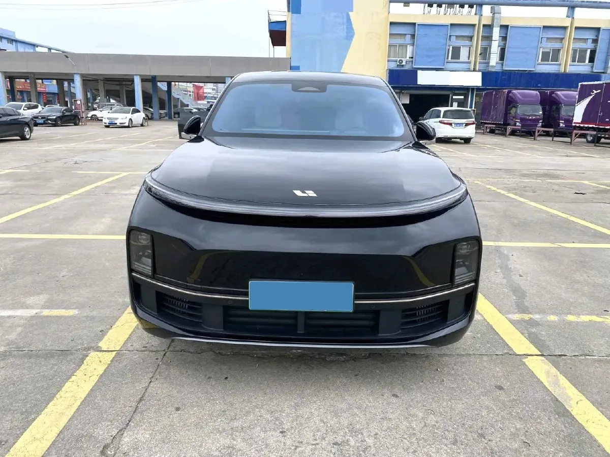 2024 Land Rover Range Rover Evoque 1.5T 200HP L3 8AT PHEV 15.5KWH,autocango,china used car exporter,china ev exporter,chinese used car exporter,chinese used ev exporter