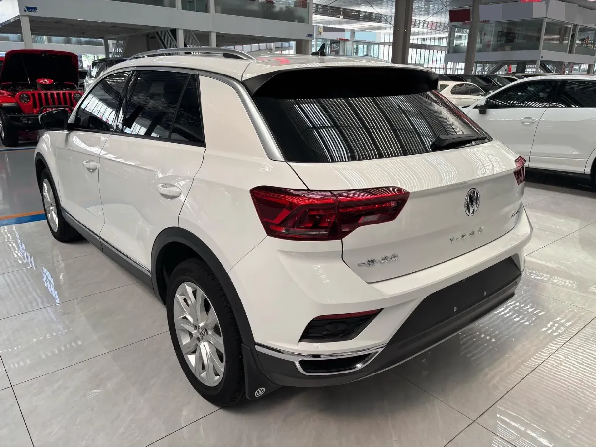 2020 Volkswagen T-Roc 1.4T 131HP L4 7DCT,autocango,china used car exporter,china ev exporter,chinese used car exporter,chinese used ev exporter