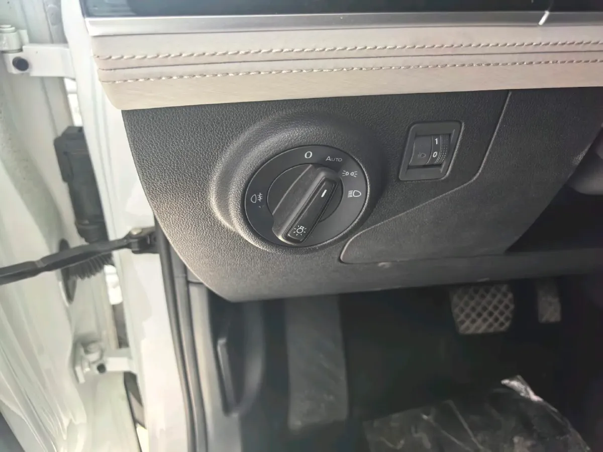 2023 Jetta VS5 1.4T 150HP L4 6AT,autocango,china used car exporter,china ev exporter,chinese used car exporter,chinese used ev exporter