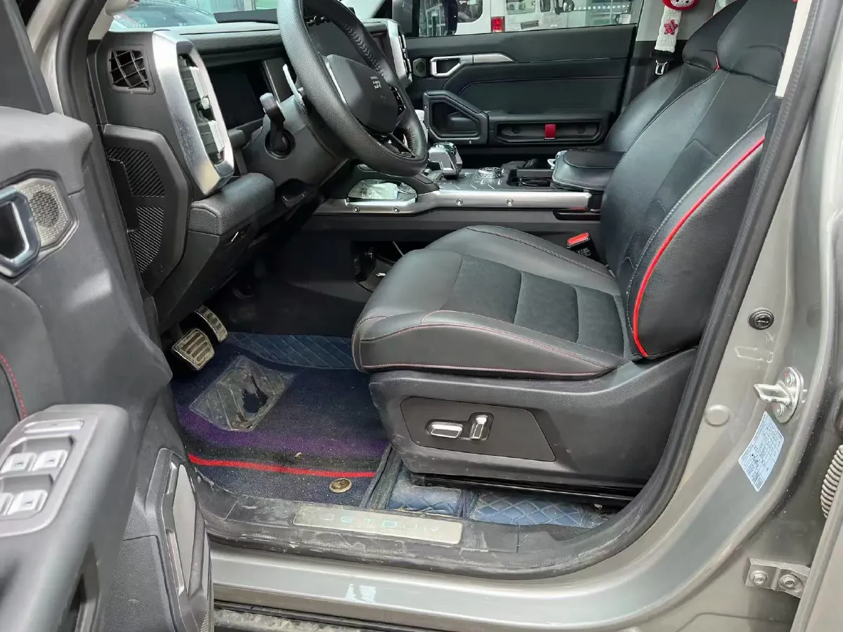 2023 Jetour Traveller 2.0T 254HP L4 8AT,autocango,china used car exporter,china ev exporter,chinese used car exporter,chinese used ev exporter