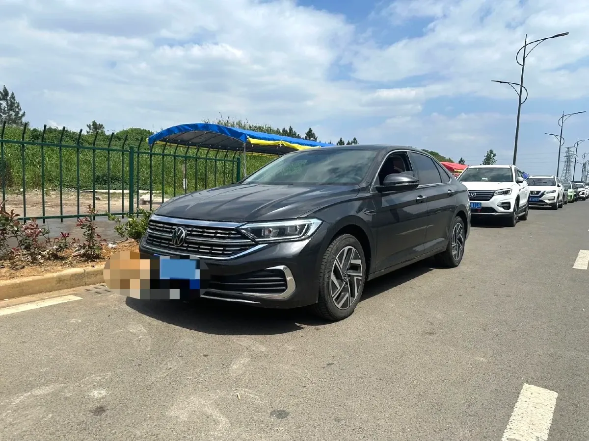 2025 Volkswagen Sagitar 1.5T 160HP L4 7DCT,autocango,china used car exporter,china ev exporter,chinese used car exporter,chinese used ev exporter