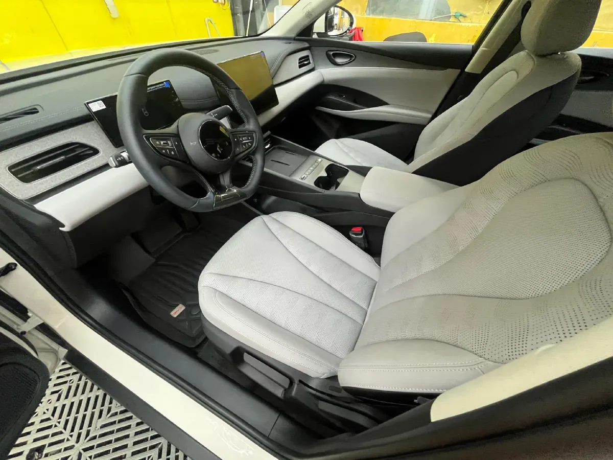 2026 BYD Seal06 1.5L 101HP L4 E-CVT PHEV,autocango,china used car exporter,china ev exporter,chinese used car exporter,chinese used ev exporter