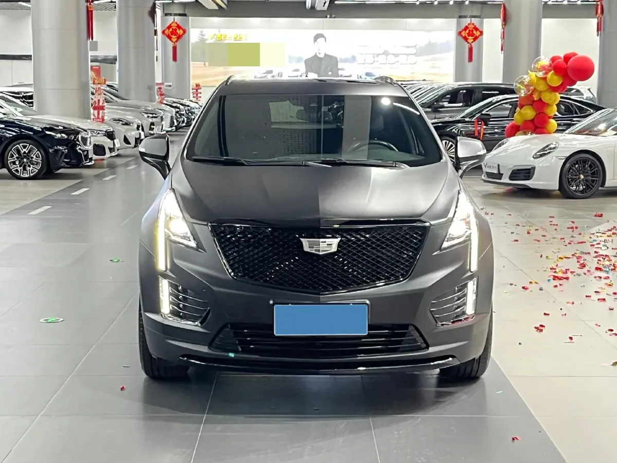 2022 Cadillac XT5 2.0T 237HP L4 9AT,autocango,china used car exporter,china ev exporter,chinese used car exporter,chinese used ev exporter