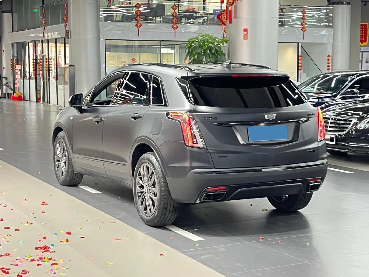 2022 Cadillac XT5 2.0T 237HP L4 9AT,autocango,china used car exporter,china ev exporter,chinese used car exporter,chinese used ev exporter