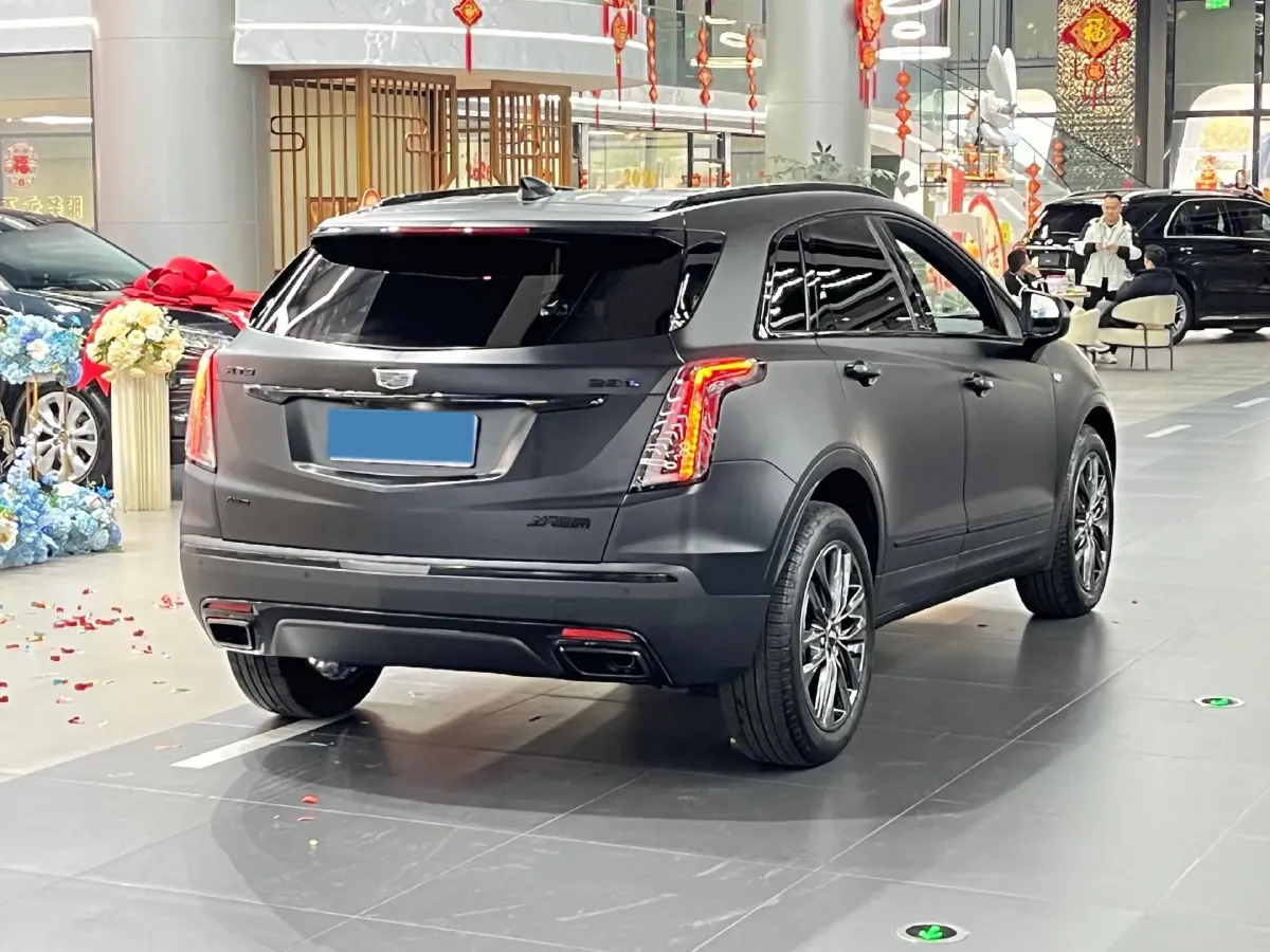 2022 Cadillac XT5 2.0T 237HP L4 9AT,autocango,china used car exporter,china ev exporter,chinese used car exporter,chinese used ev exporter