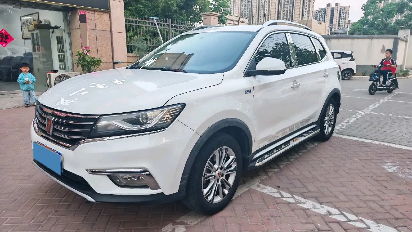2017 Roewe RX5 1.5T 169HP L4 7DCT,autocango,china used car exporter,china ev exporter,chinese used car exporter,chinese used ev exporter