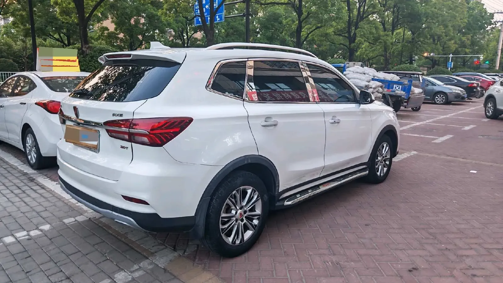 2017 Roewe RX5 1.5T 169HP L4 7DCT,autocango,china used car exporter,china ev exporter,chinese used car exporter,chinese used ev exporter