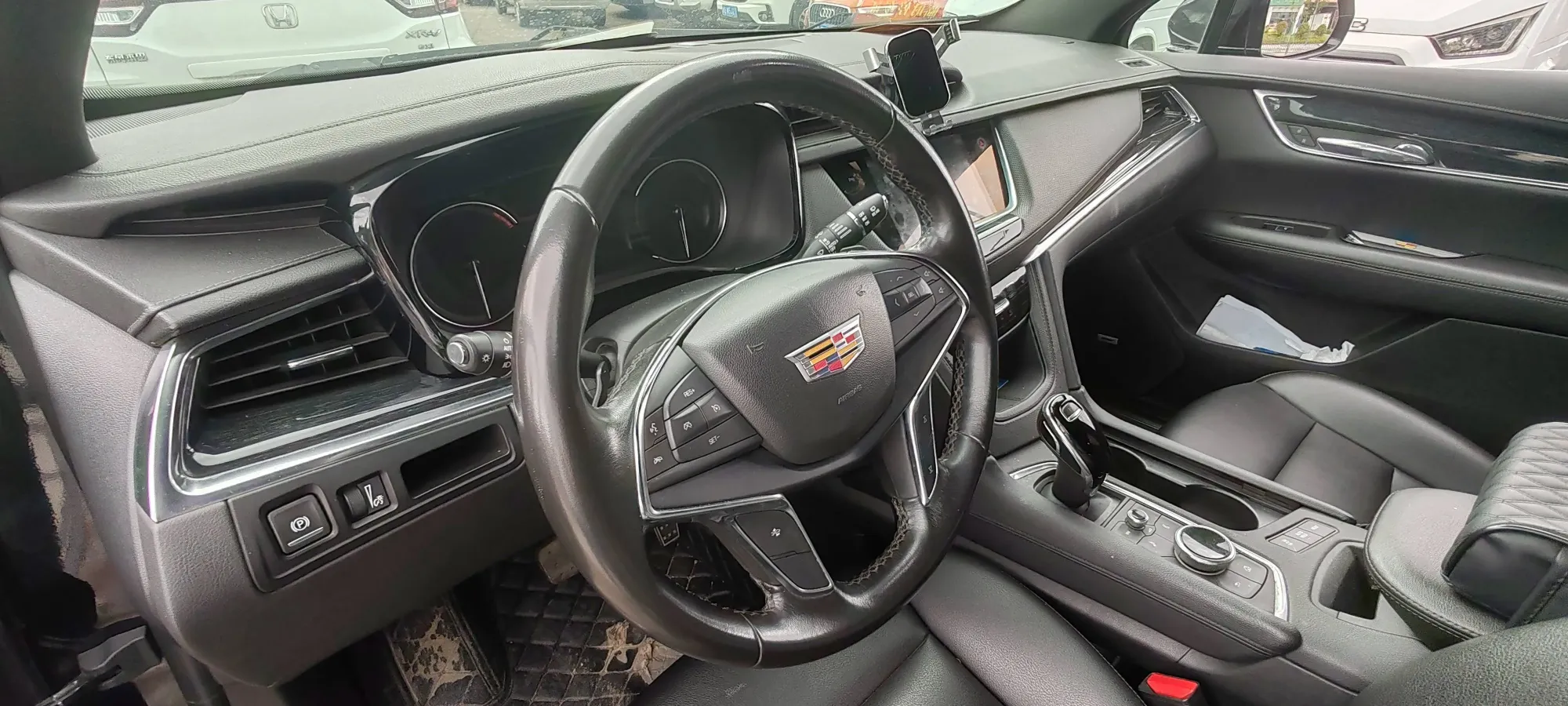 2021 Cadillac XT5 2.0T 237HP L4 9AT,autocango,china used car exporter,china ev exporter,chinese used car exporter,chinese used ev exporter